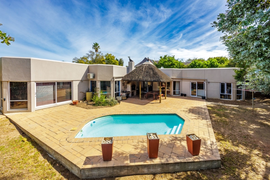 3 Bedroom Property for Sale in Aurora Western Cape